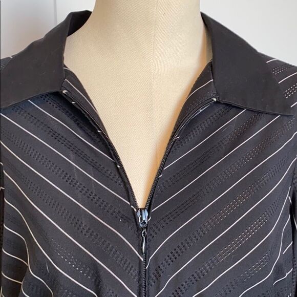 Lane Bryant Collared Zip-Up Chevron Long Sleeve Layering Blouse Black 14/16 EUC - Picture 10 of 15